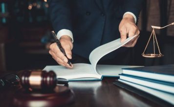 How much do competition lawyers get paid in India competition lawyers