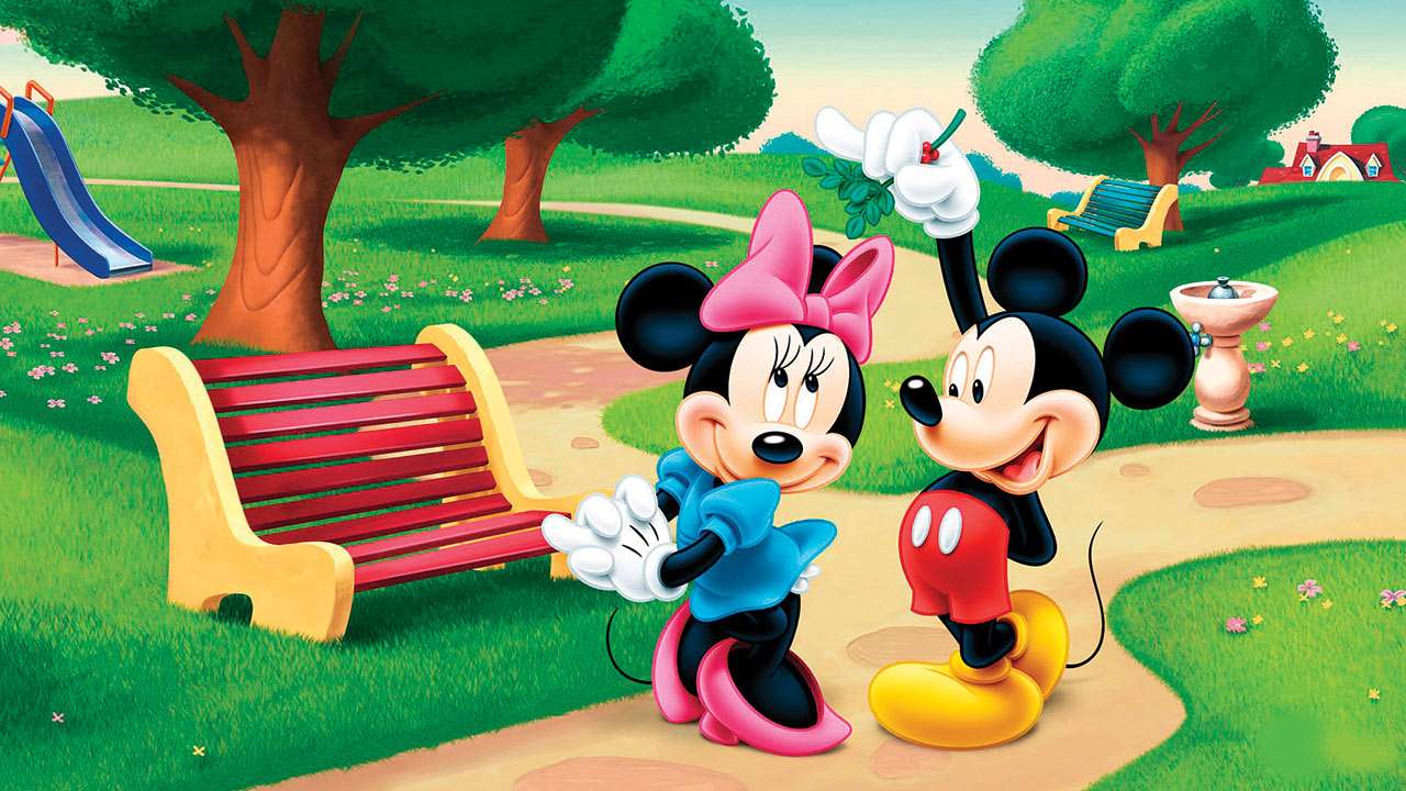 Mickey mouse and the changing copyright law : an analysis